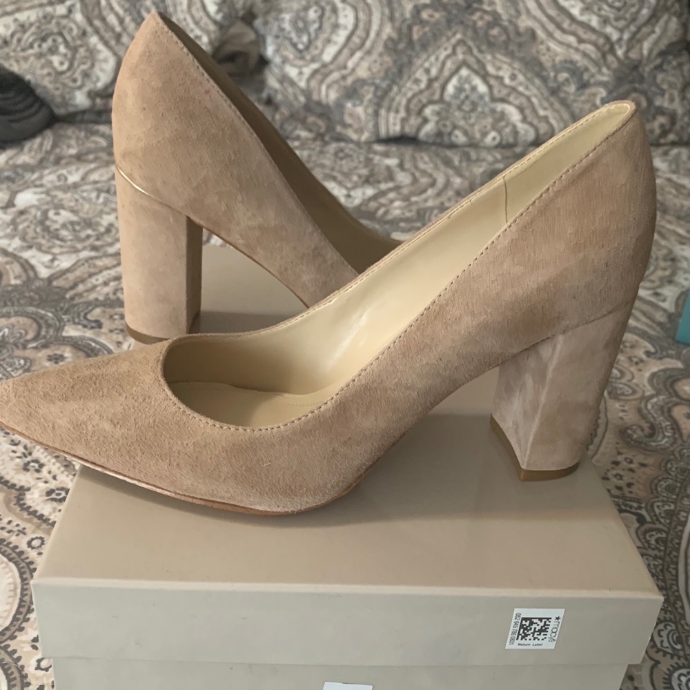 Marc Fisher pumps